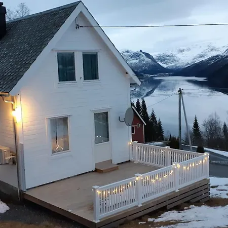 Haukedalen Holiday home
