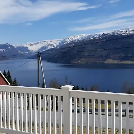 Haukedalen Feriehus Viksdalen