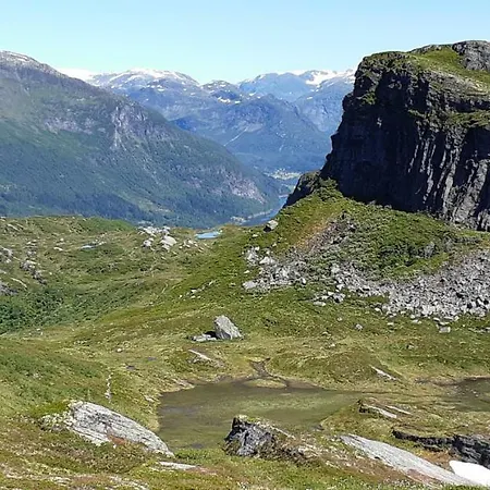 Haukedalen *